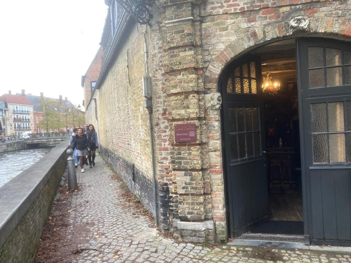 Canal * Bruges